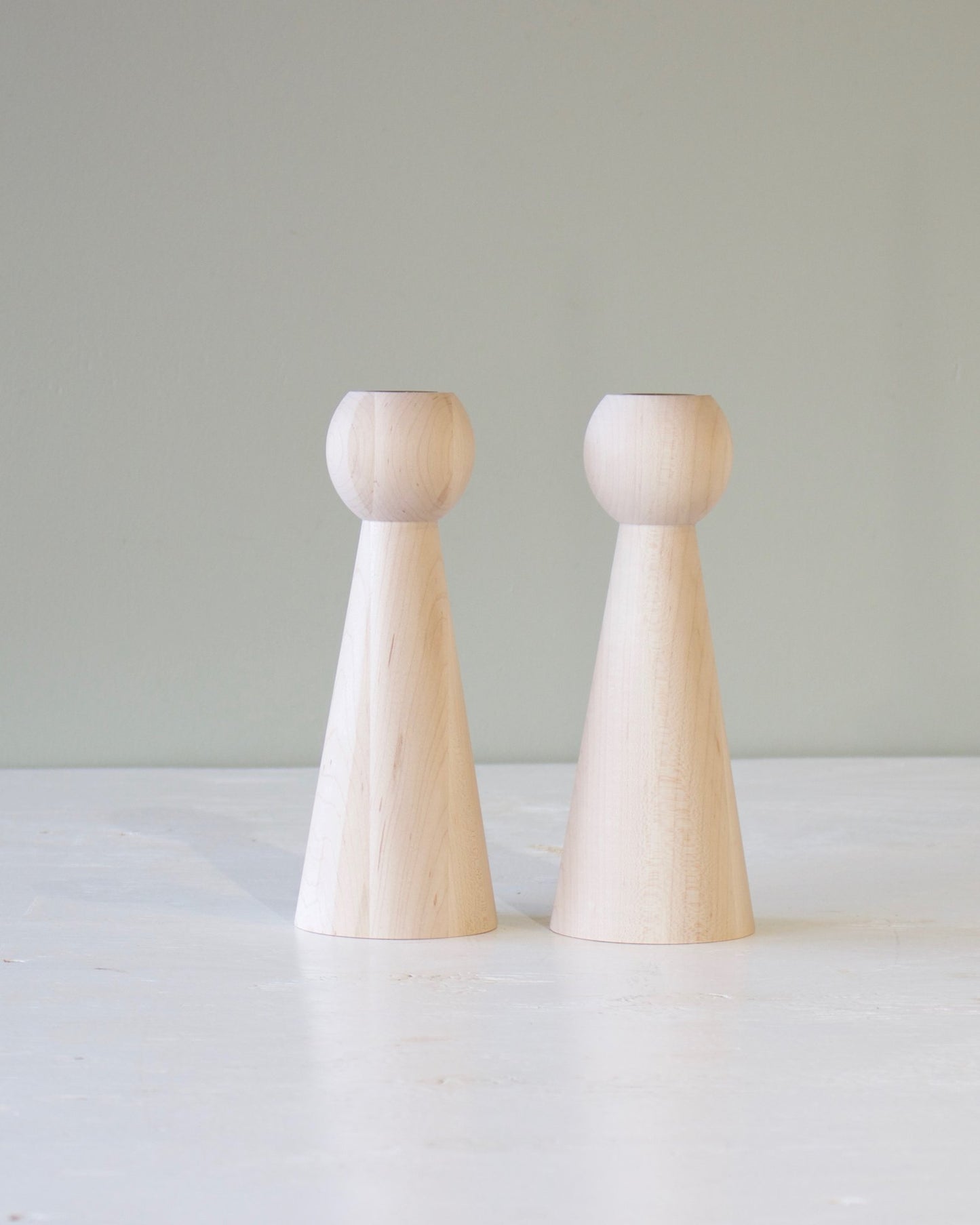 Bella Candle Holder