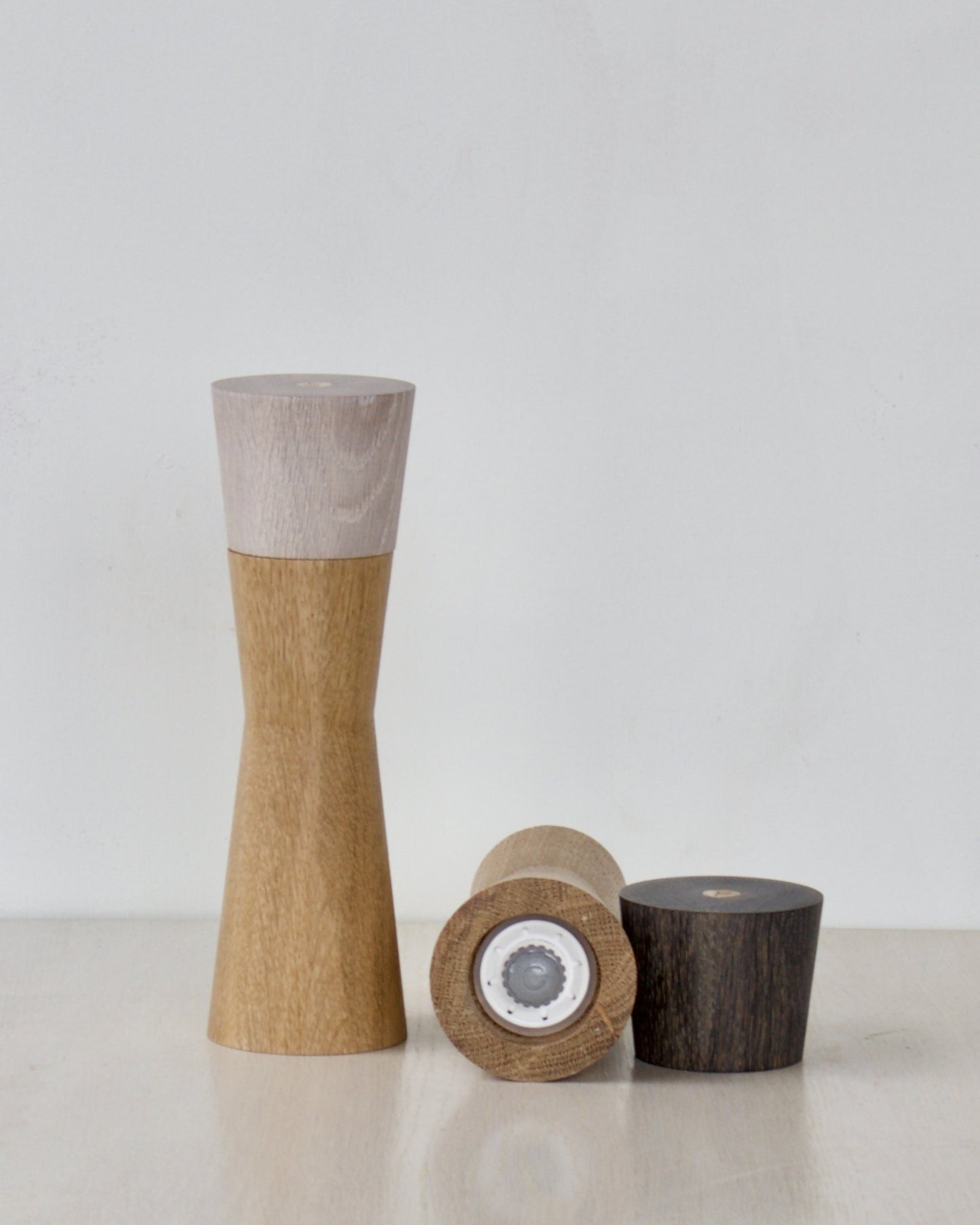 Salt & Pepper Mill Set