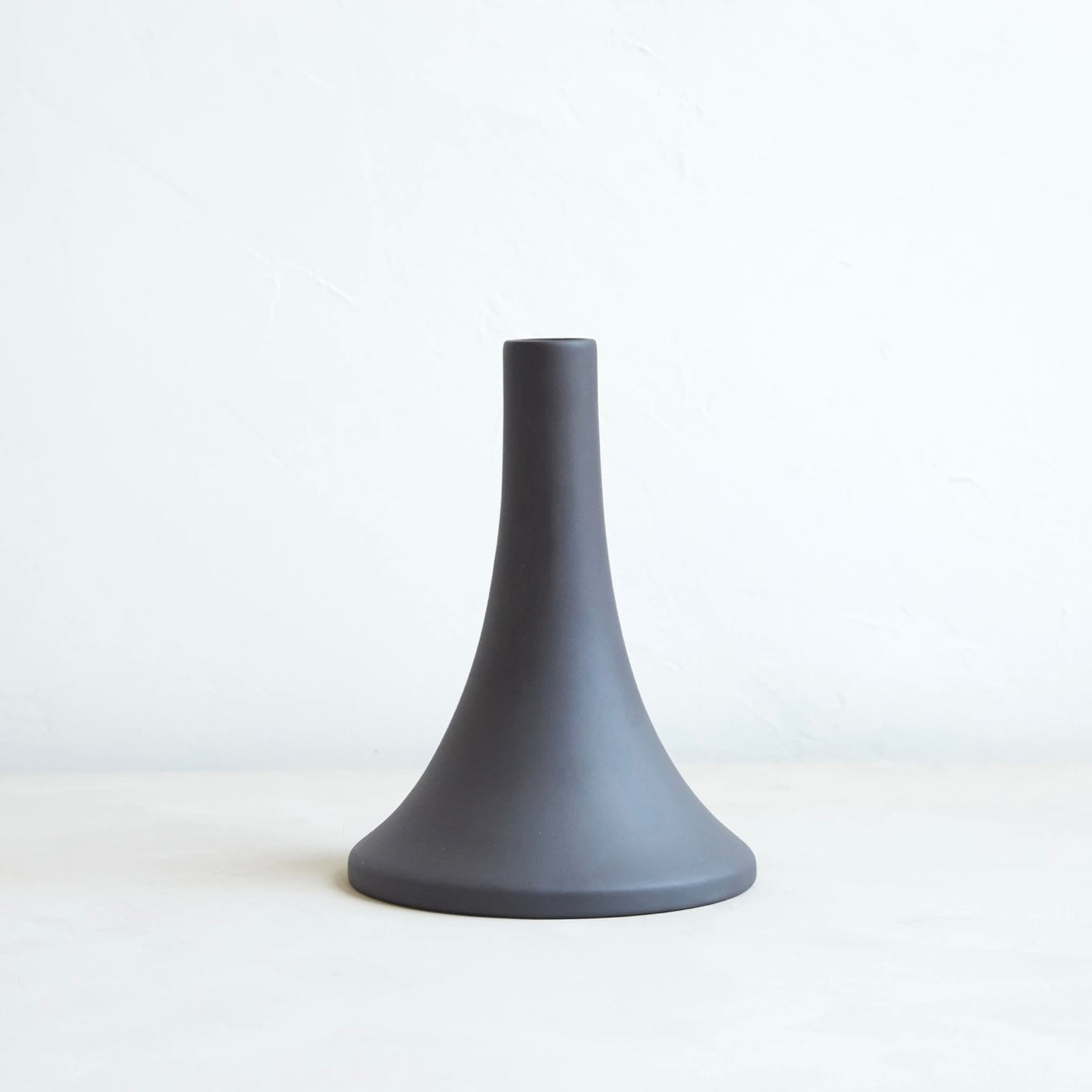 Grand Ceramic Taper Holder